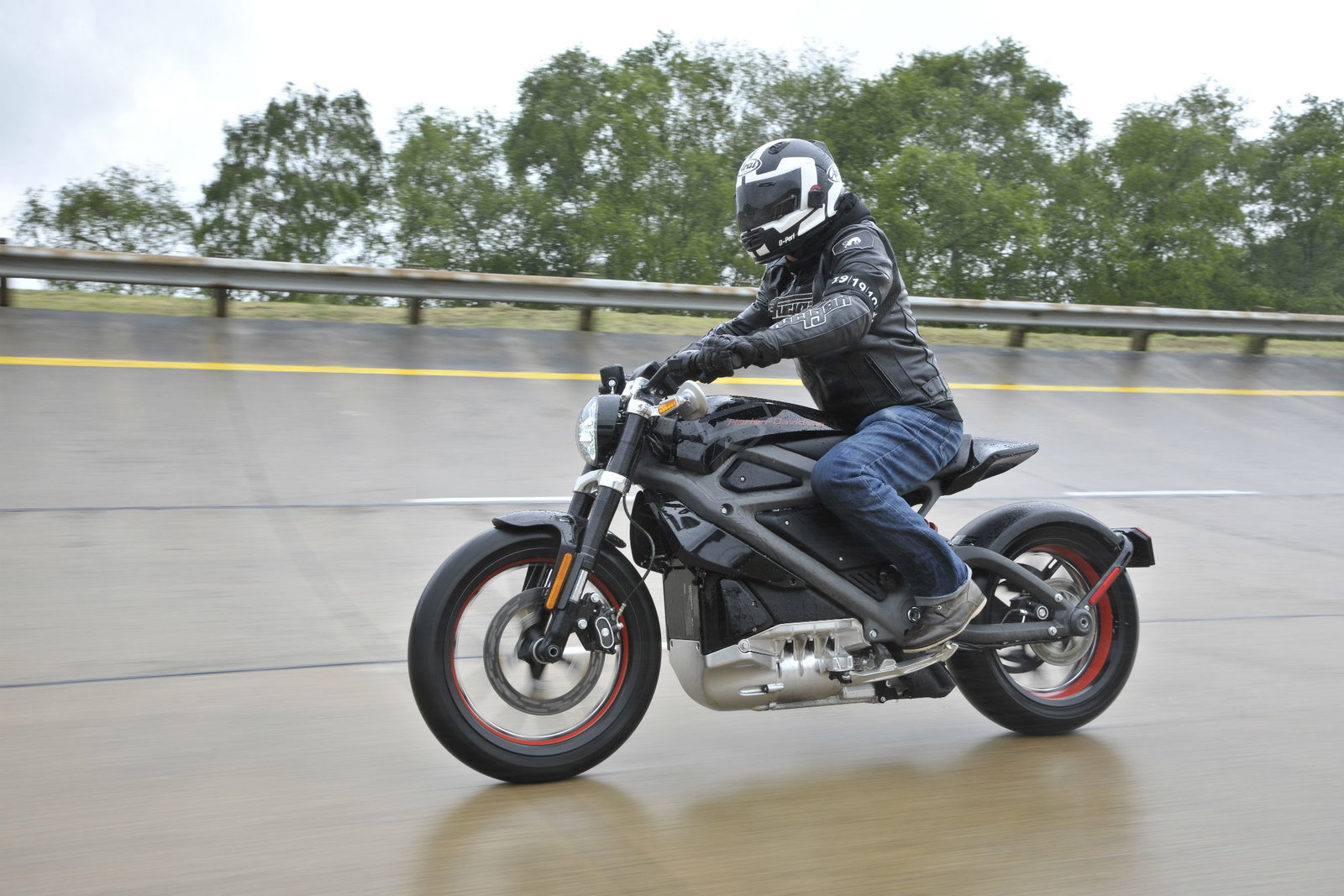 Video review: Honda CB125F road test